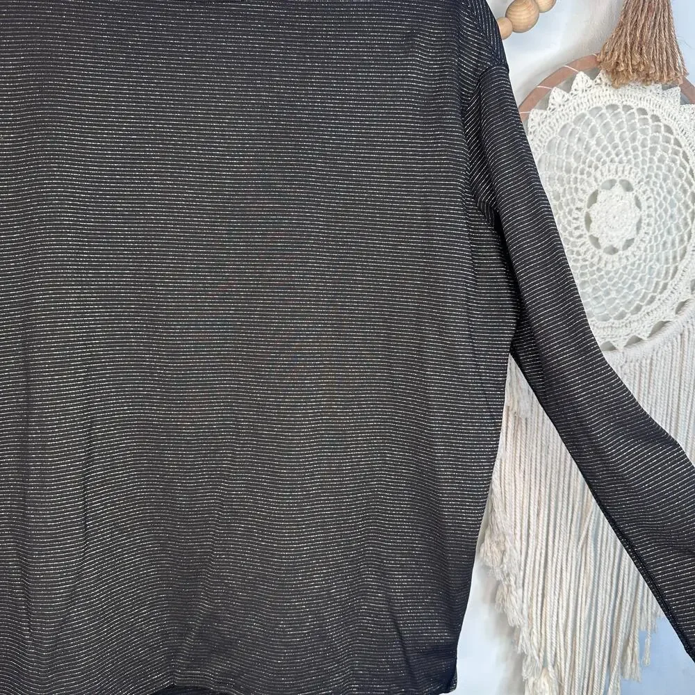Lululemon Back In Action Black Gold Stripe Long Sleeve T